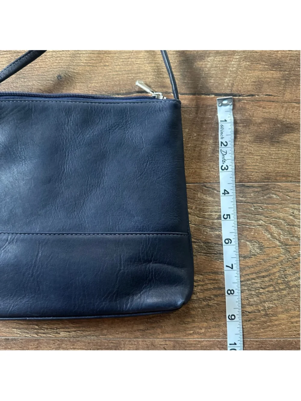 Women's Le Donne Leather Crossbody Bag Navy